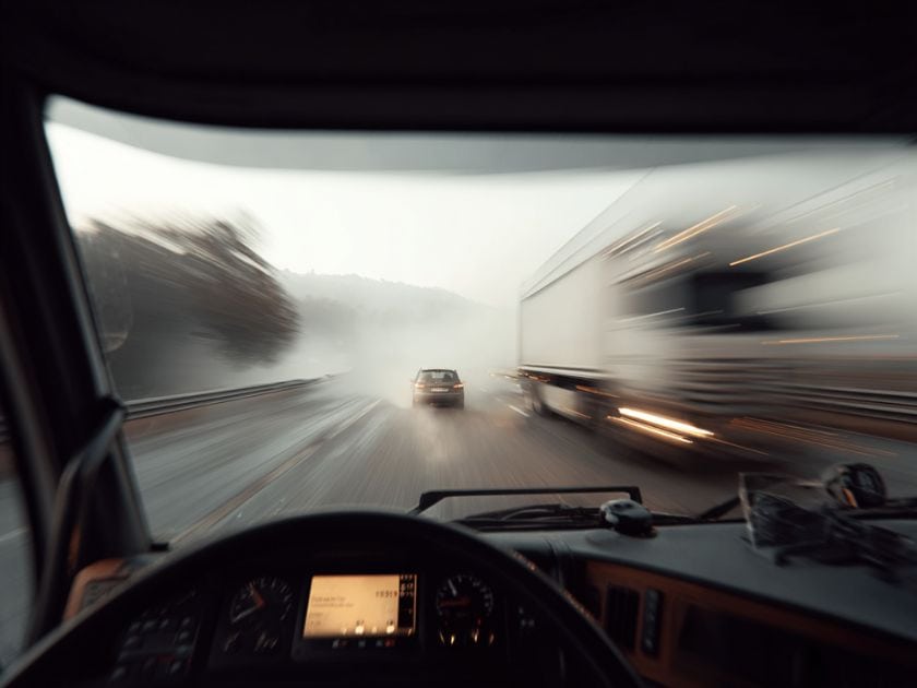 18 wheeler cabin view